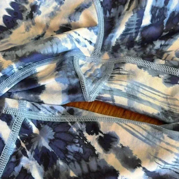 GapFit Eclipse S Regular workout tights - Picture 9 of 10